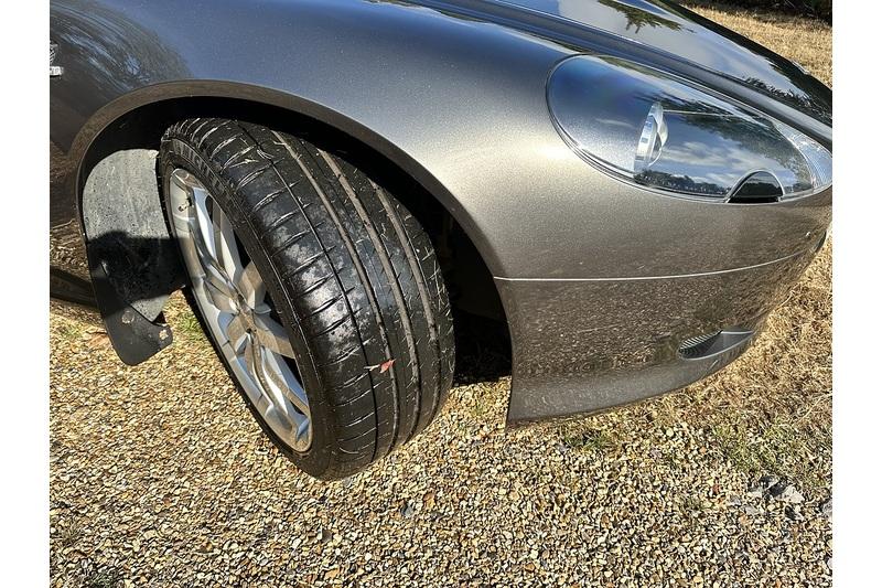 2006 Aston Martin DB9