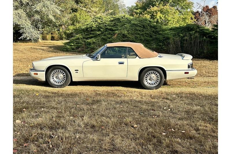 2021 Jaguar XJS