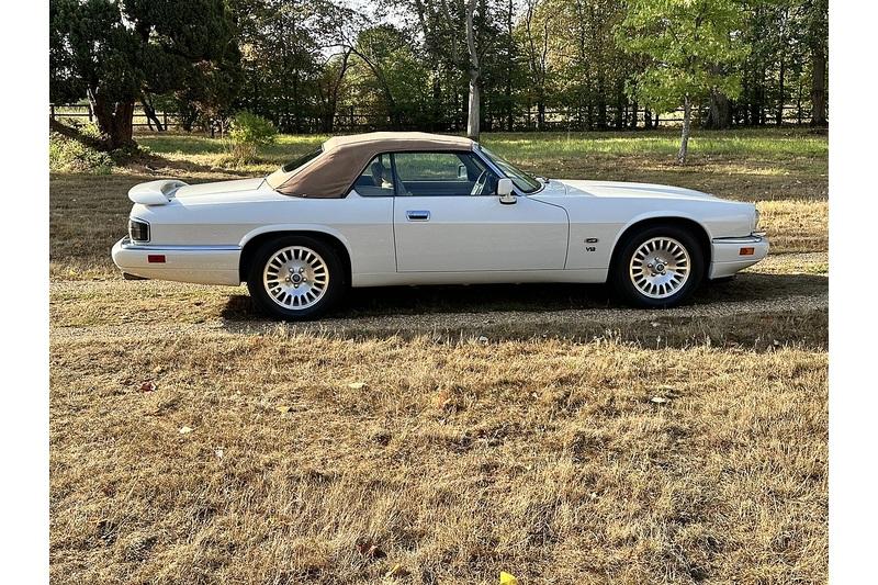 2021 Jaguar XJS
