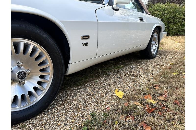 2021 Jaguar XJS