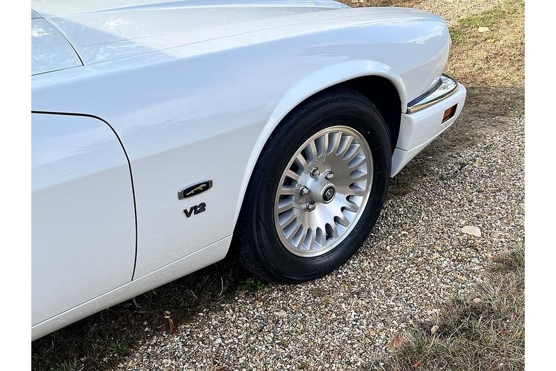 2021 Jaguar XJS
