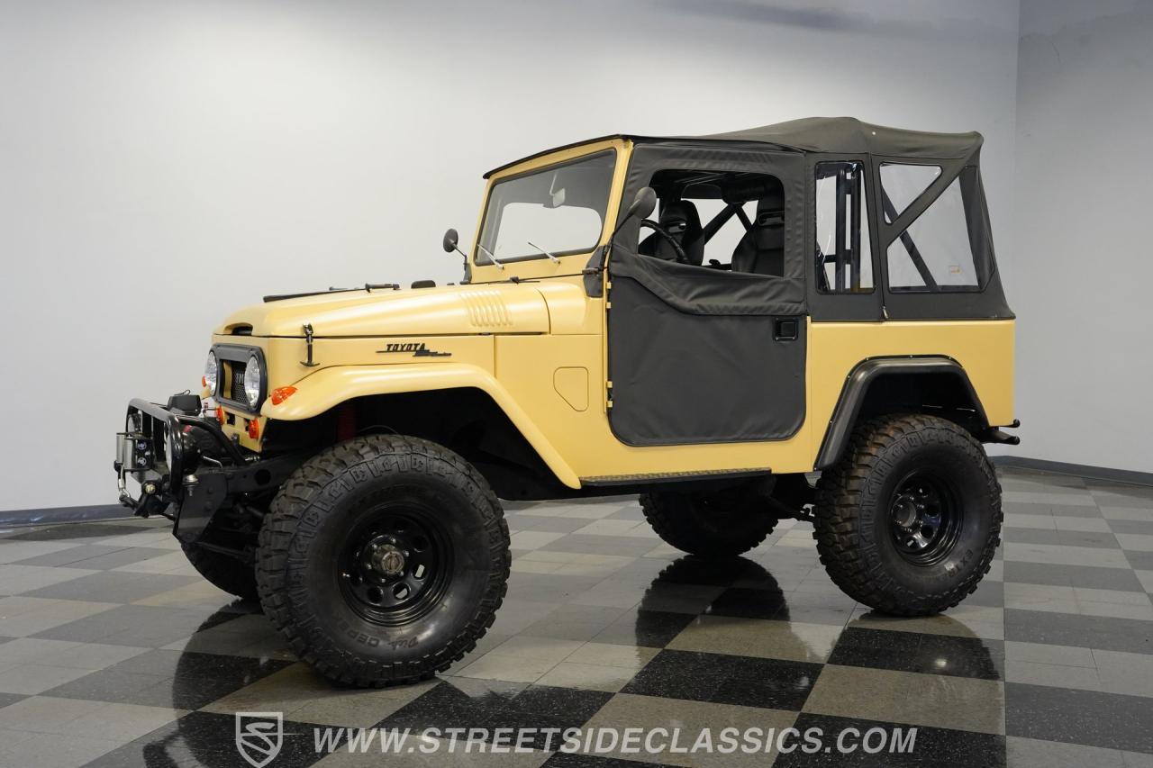 1964 Toyota FJ40 Land Cruiser