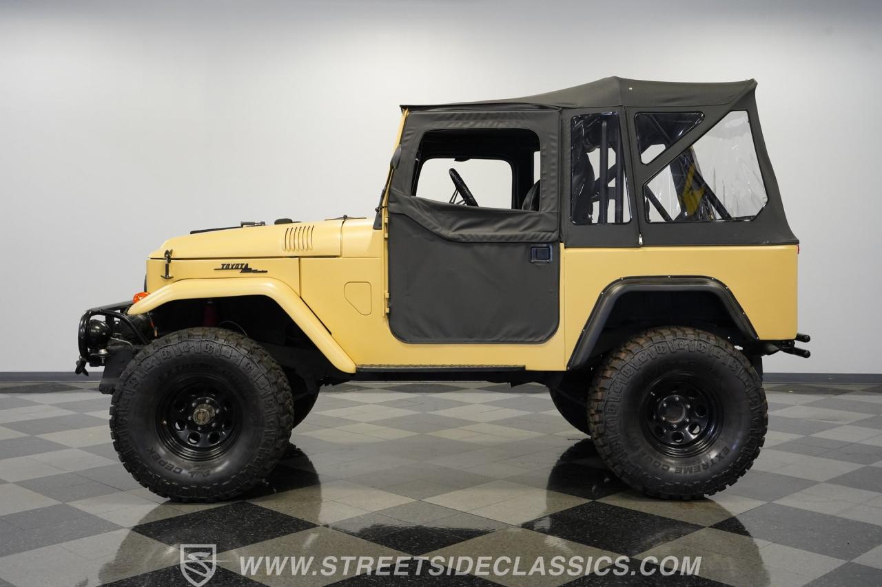 1964 Toyota FJ40 Land Cruiser