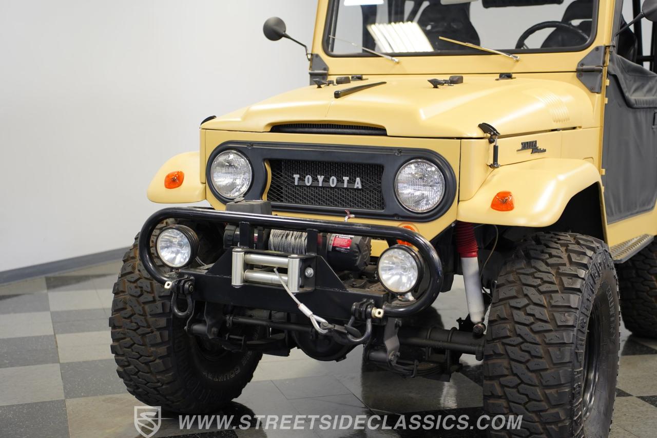 1964 Toyota FJ40 Land Cruiser