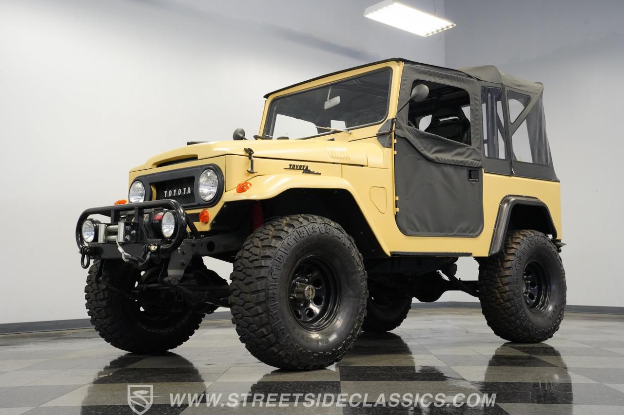 1964 Toyota FJ40 Land Cruiser