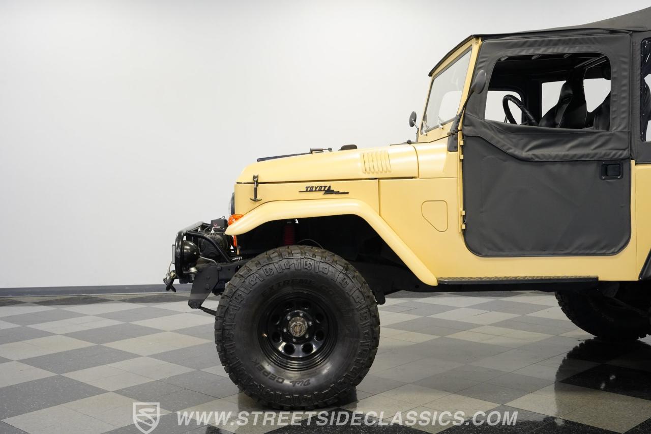 1964 Toyota FJ40 Land Cruiser