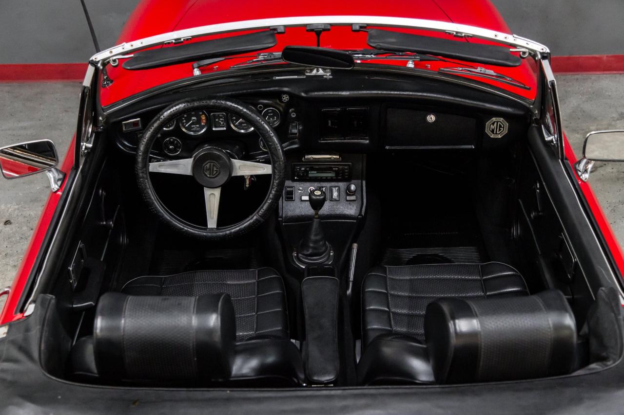 1976 MG B Roadster