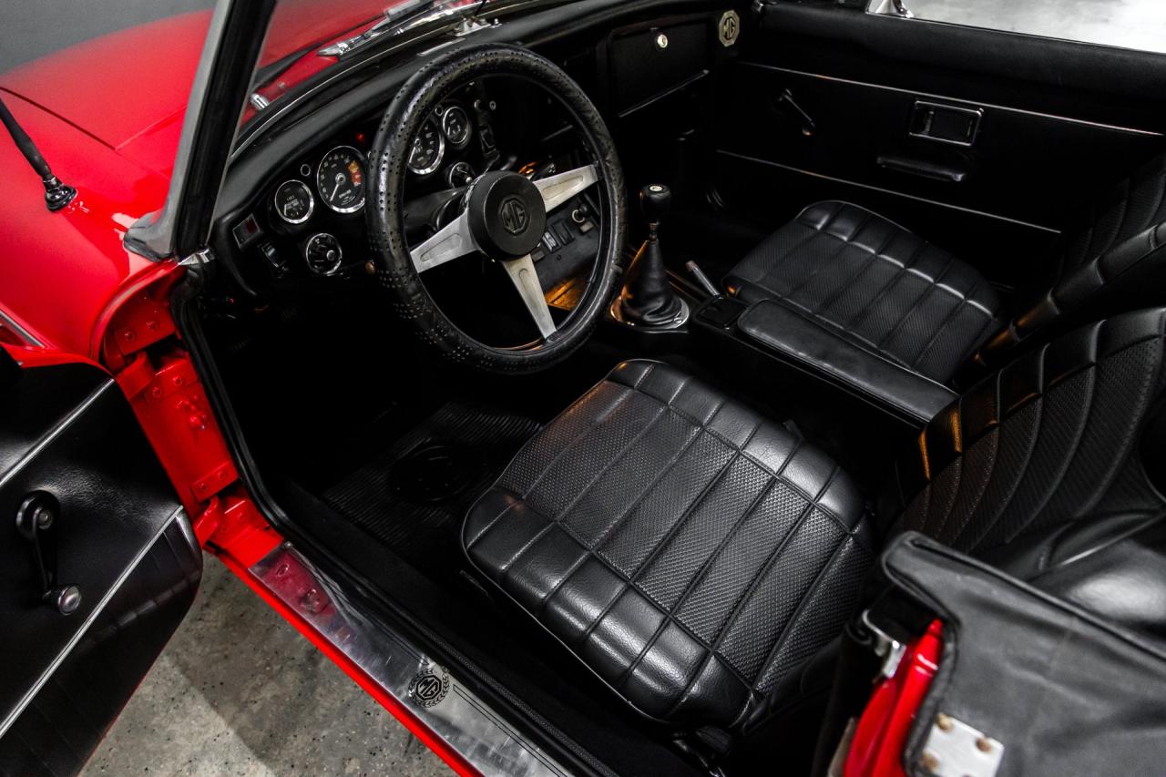 1976 MG B Roadster