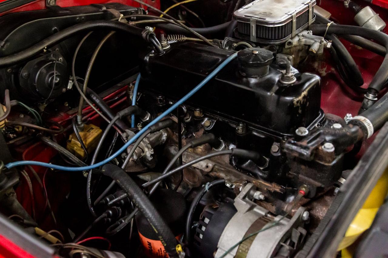 1976 MG B Roadster
