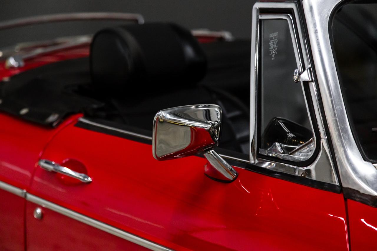 1976 MG B Roadster