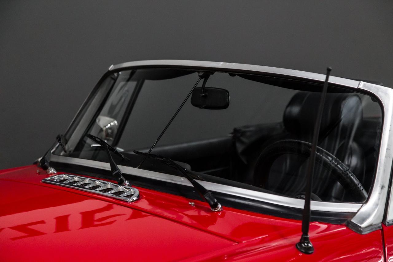 1976 MG B Roadster
