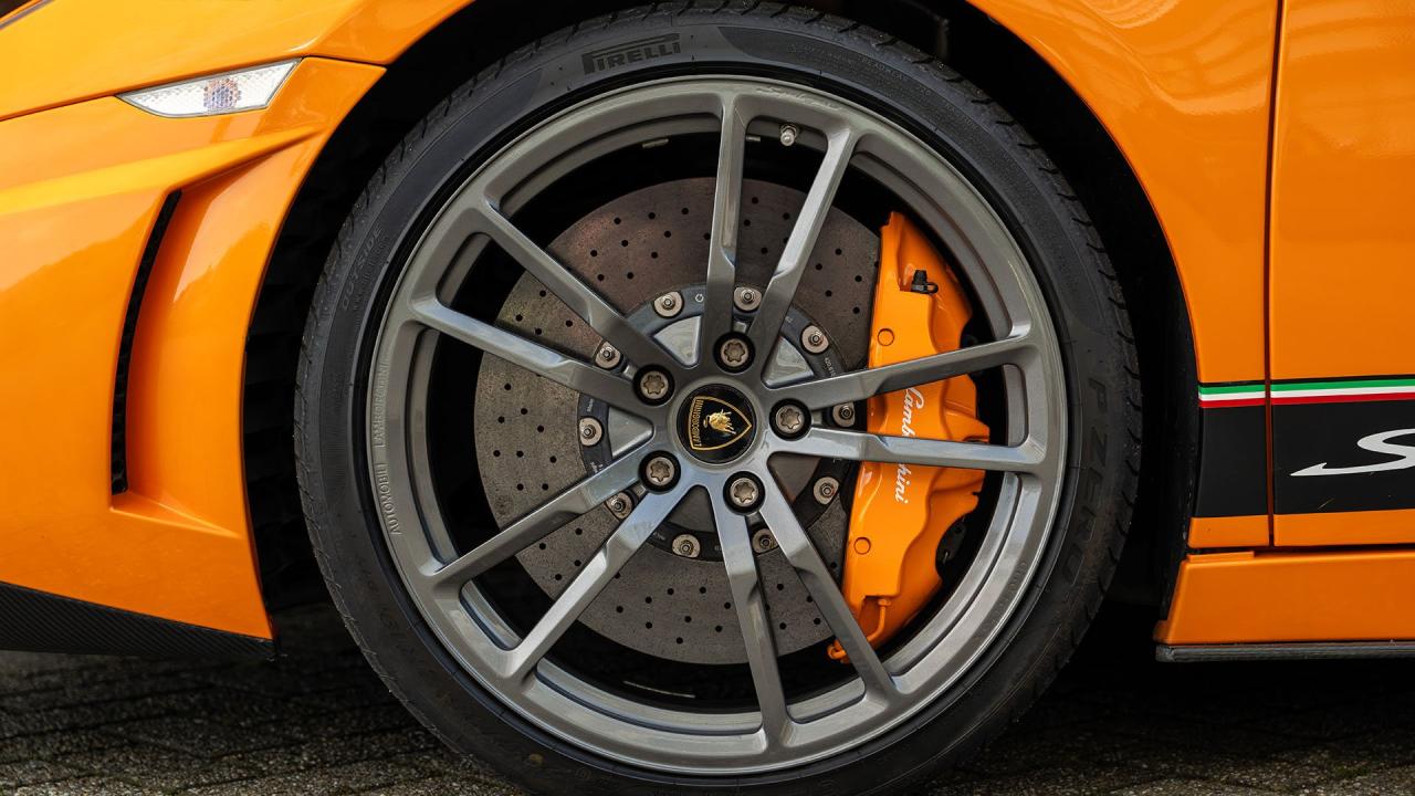 2011 Lamborghini Gallardo LP570-4 Superleggera