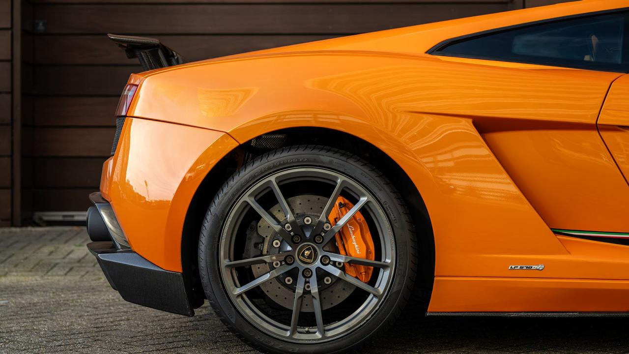 2011 Lamborghini Gallardo LP570-4 Superleggera