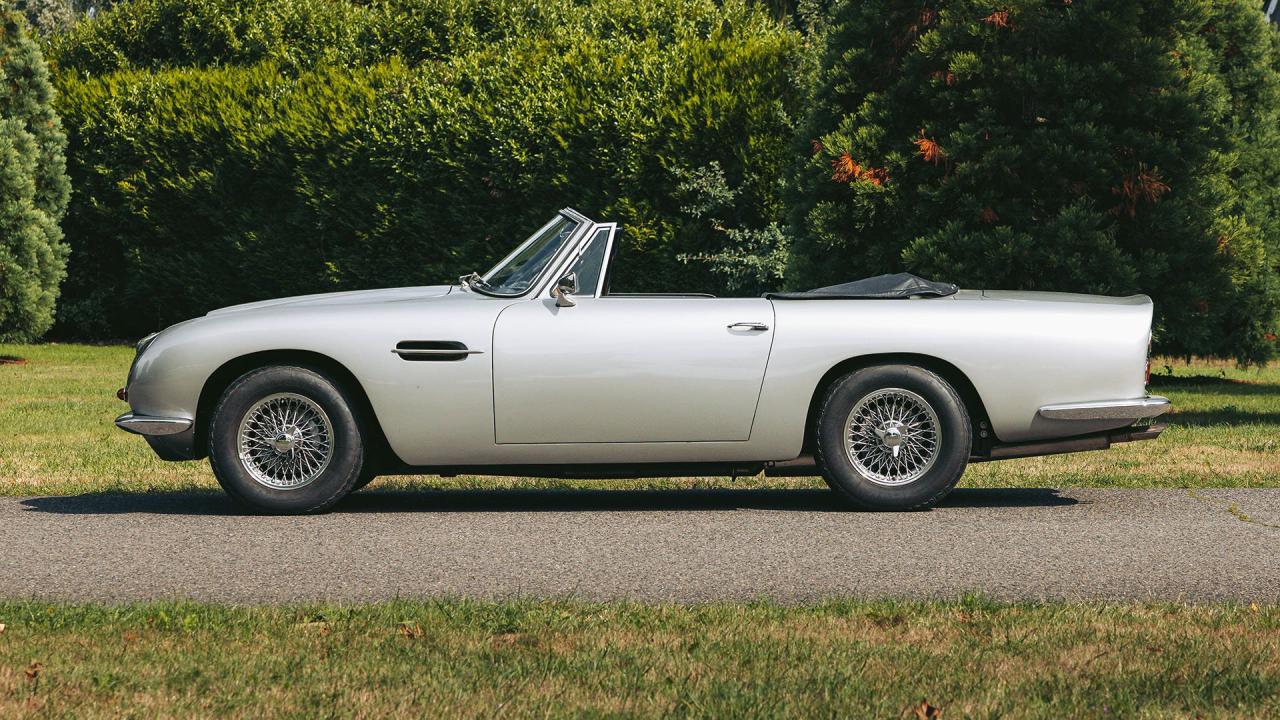 1967 Aston Martin DB6 Volante