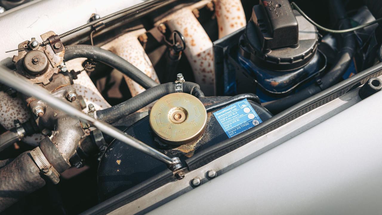 1967 Aston Martin DB6 Volante
