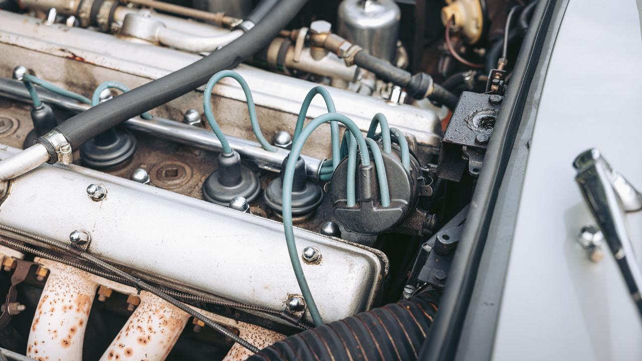 1967 Aston Martin DB6 Volante