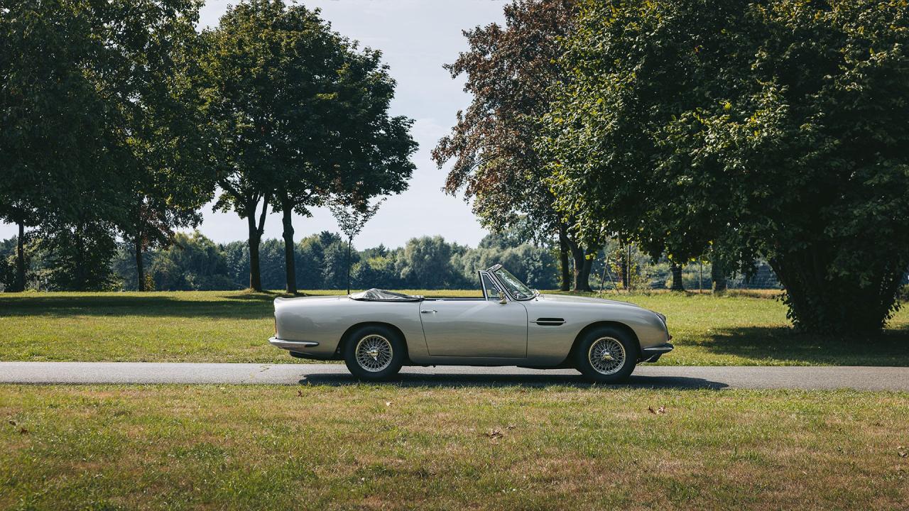 1967 Aston Martin DB6 Volante