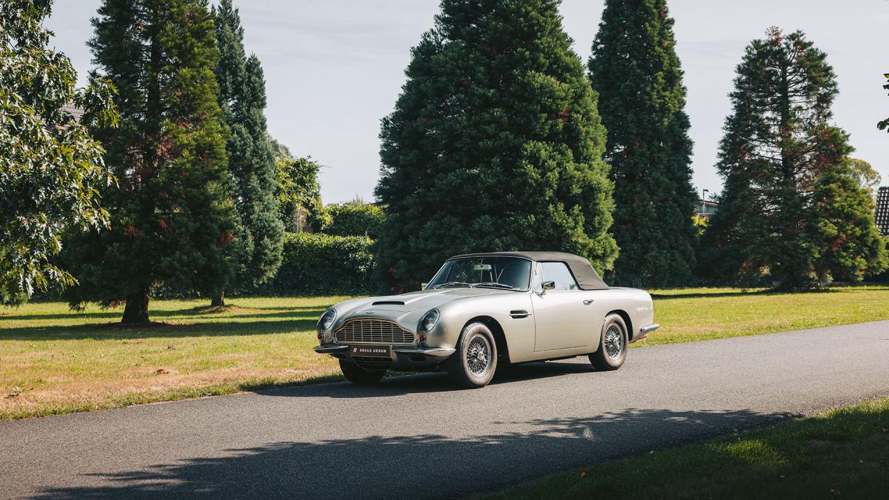 1967 Aston Martin DB6 Volante