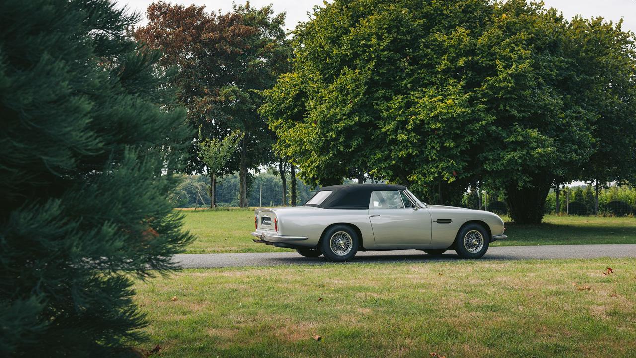 1967 Aston Martin DB6 Volante
