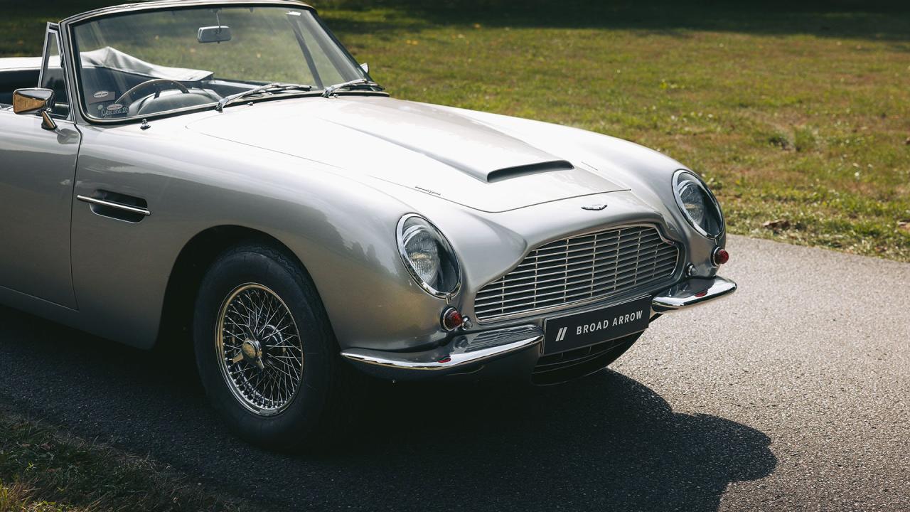 1967 Aston Martin DB6 Volante