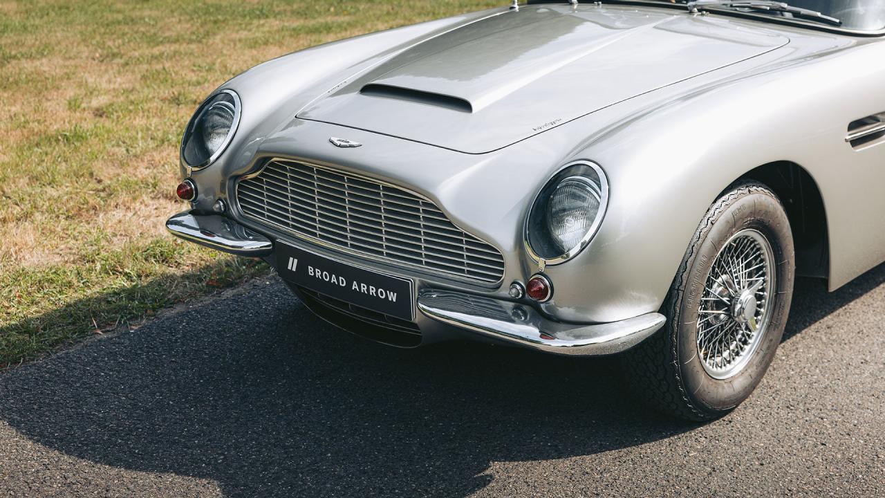 1967 Aston Martin DB6 Volante