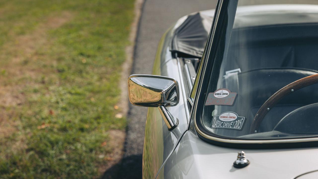 1967 Aston Martin DB6 Volante