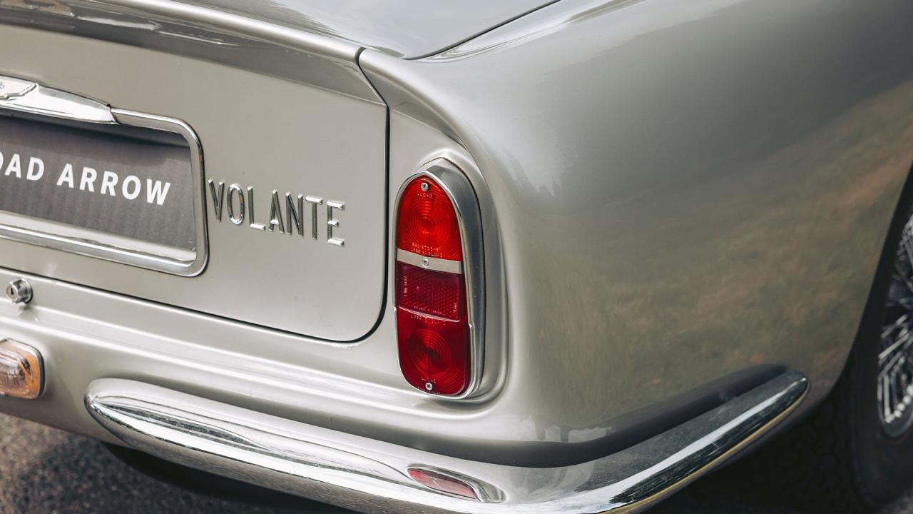 1967 Aston Martin DB6 Volante