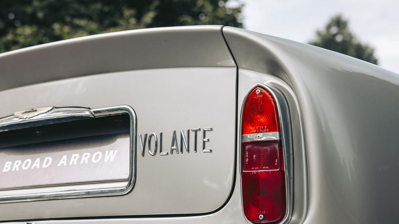 1967 Aston Martin DB6 Volante