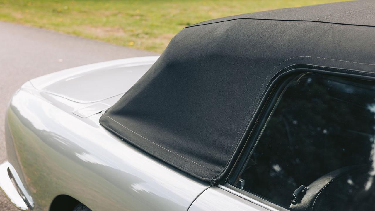 1967 Aston Martin DB6 Volante