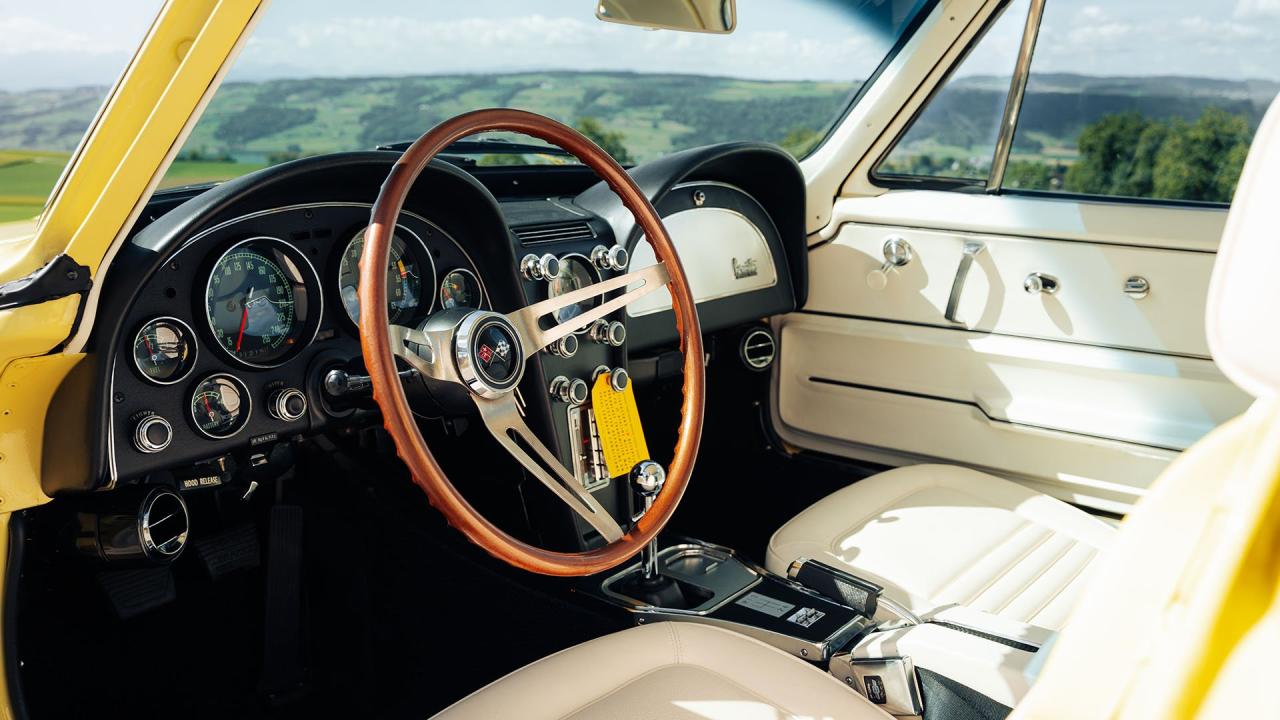 1967 Chevrolet Corvette Sting Ray 327/300 Coupe