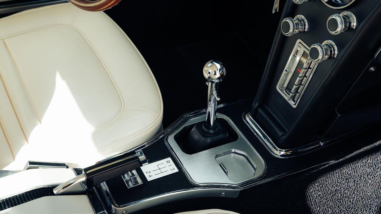 1967 Chevrolet Corvette Sting Ray 327/300 Coupe