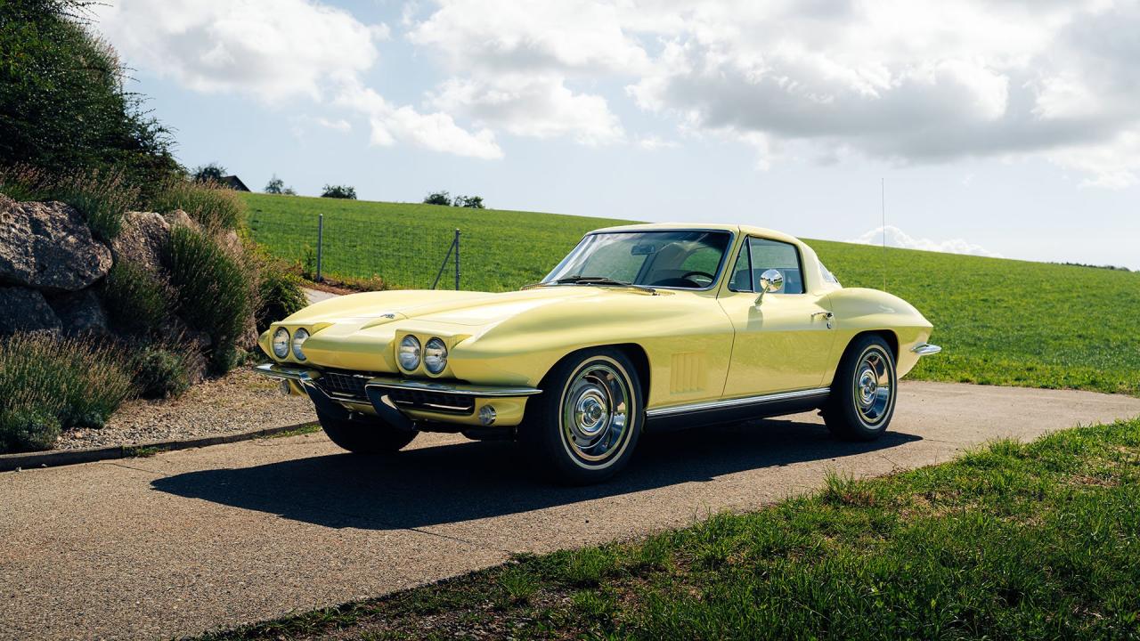 1967 Chevrolet Corvette Sting Ray 327/300 Coupe