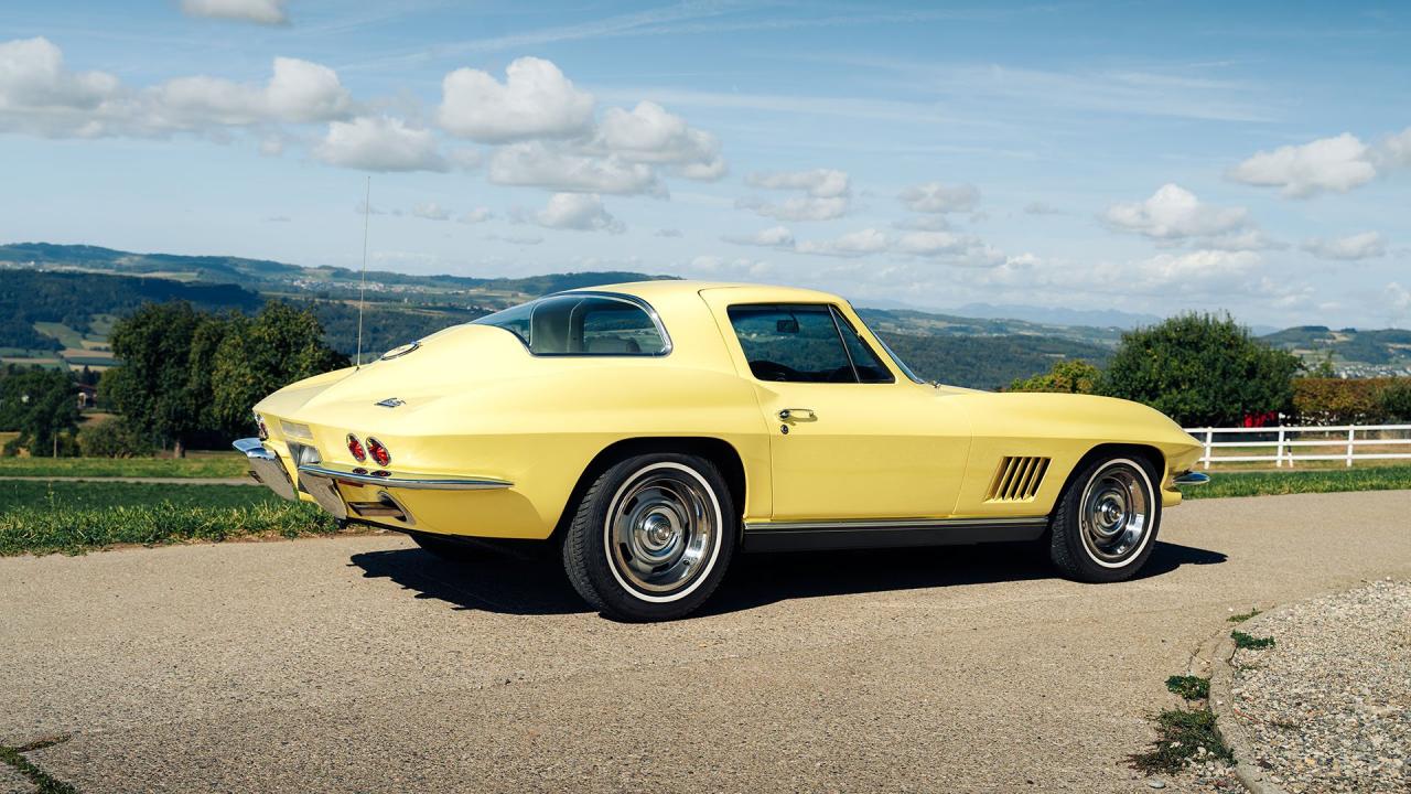 1967 Chevrolet Corvette Sting Ray 327/300 Coupe
