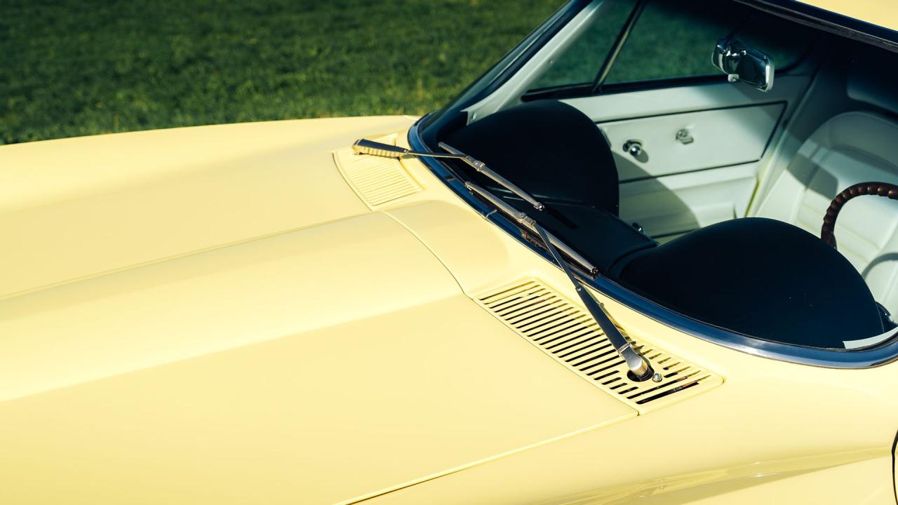 1967 Chevrolet Corvette Sting Ray 327/300 Coupe