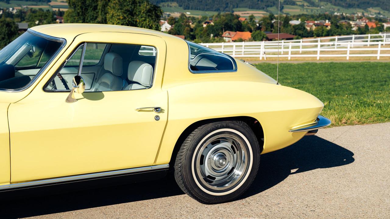1967 Chevrolet Corvette Sting Ray 327/300 Coupe