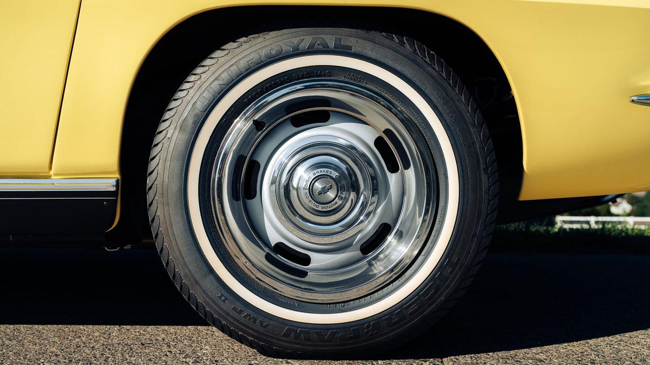 1967 Chevrolet Corvette Sting Ray 327/300 Coupe