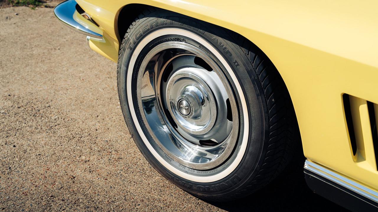 1967 Chevrolet Corvette Sting Ray 327/300 Coupe