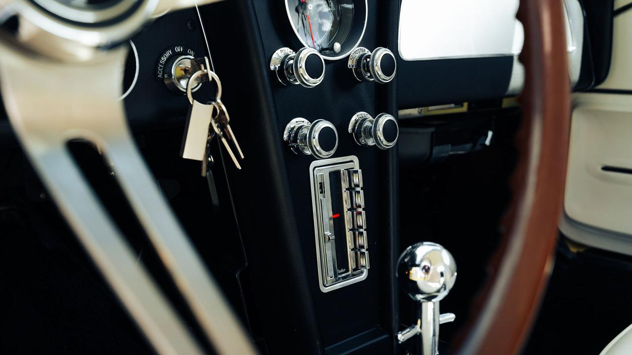 1967 Chevrolet Corvette Sting Ray 327/300 Coupe