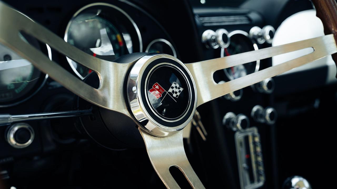 1967 Chevrolet Corvette Sting Ray 327/300 Coupe