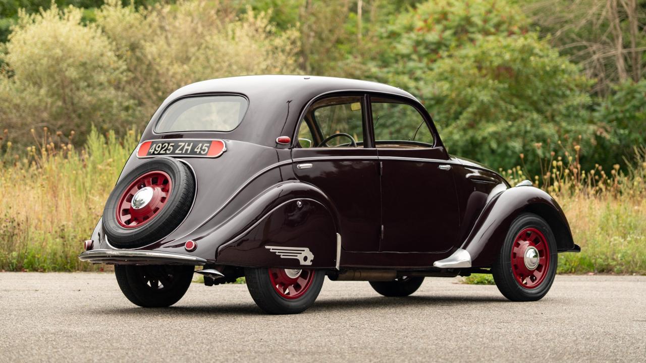 1939 Peugeot 202 Berline Luxe
