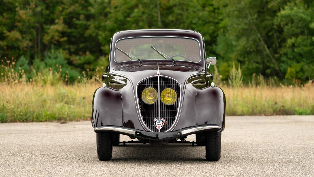 1939 Peugeot 202 Berline Luxe