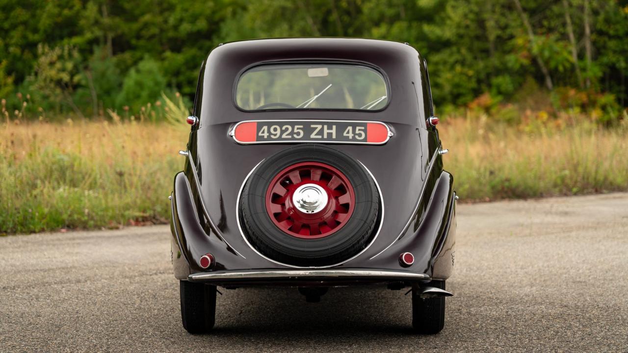 1939 Peugeot 202 Berline Luxe