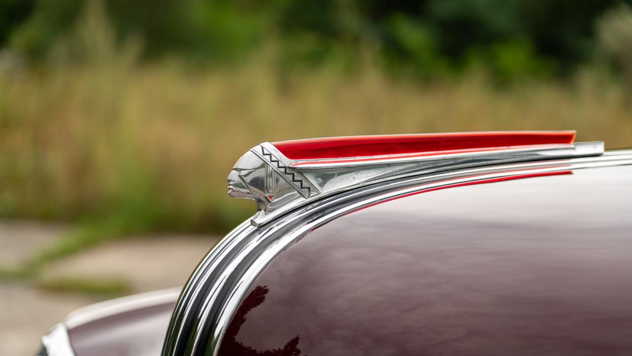 1946 Pontiac Eight De Luxe Streamliner Station Wagon