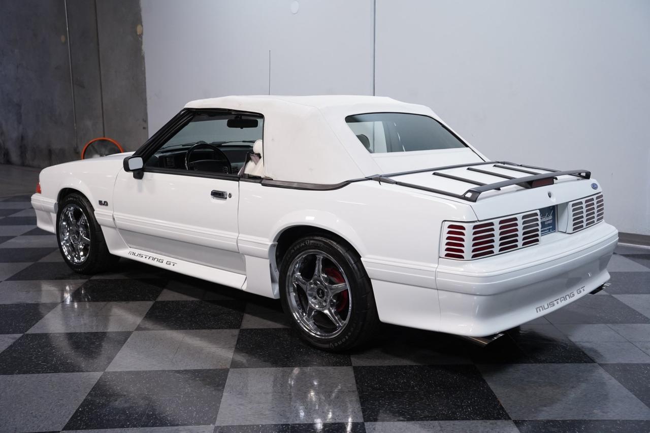 1993 Ford Mustang GT Convertible