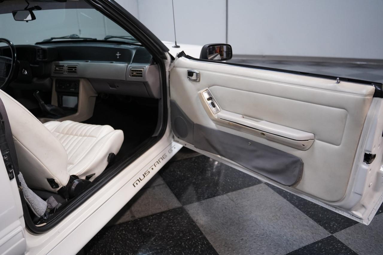 1993 Ford Mustang GT Convertible