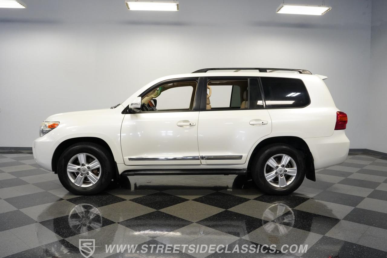 2013 Toyota Land Cruiser