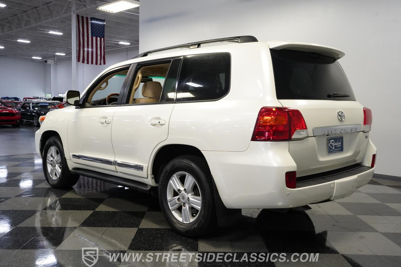 2013 Toyota Land Cruiser