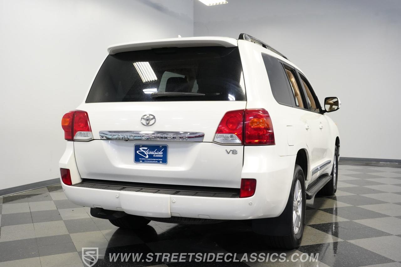 2013 Toyota Land Cruiser