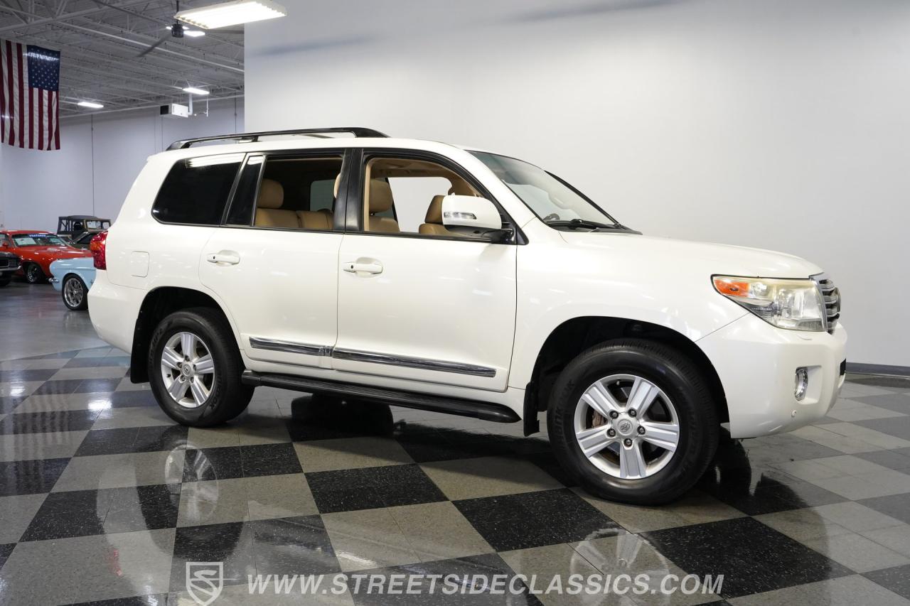 2013 Toyota Land Cruiser