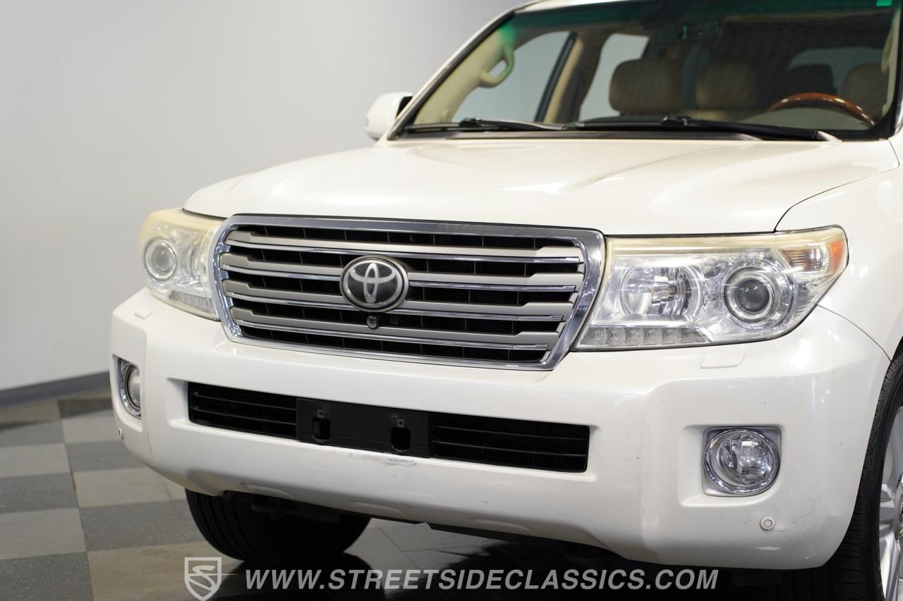2013 Toyota Land Cruiser